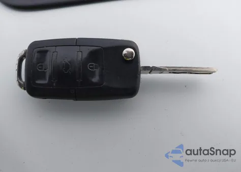 2004 Volkswagen Jetta Gl from USA, damaged, VIN 3VWRK69M74M071531